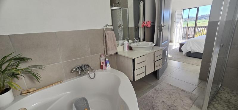 4 Bedroom Property for Sale in Tergniet Western Cape